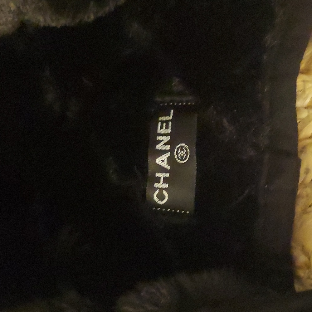 Chanel Trapper Hat NWT - Picture 3 of 6